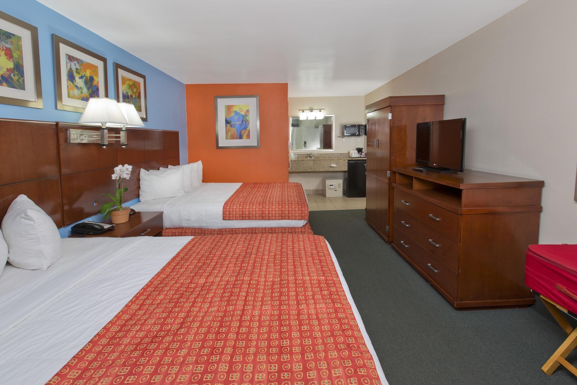 Hotel Ramada By Wyndham Flamingo Water Park Kissimmee Exterior foto