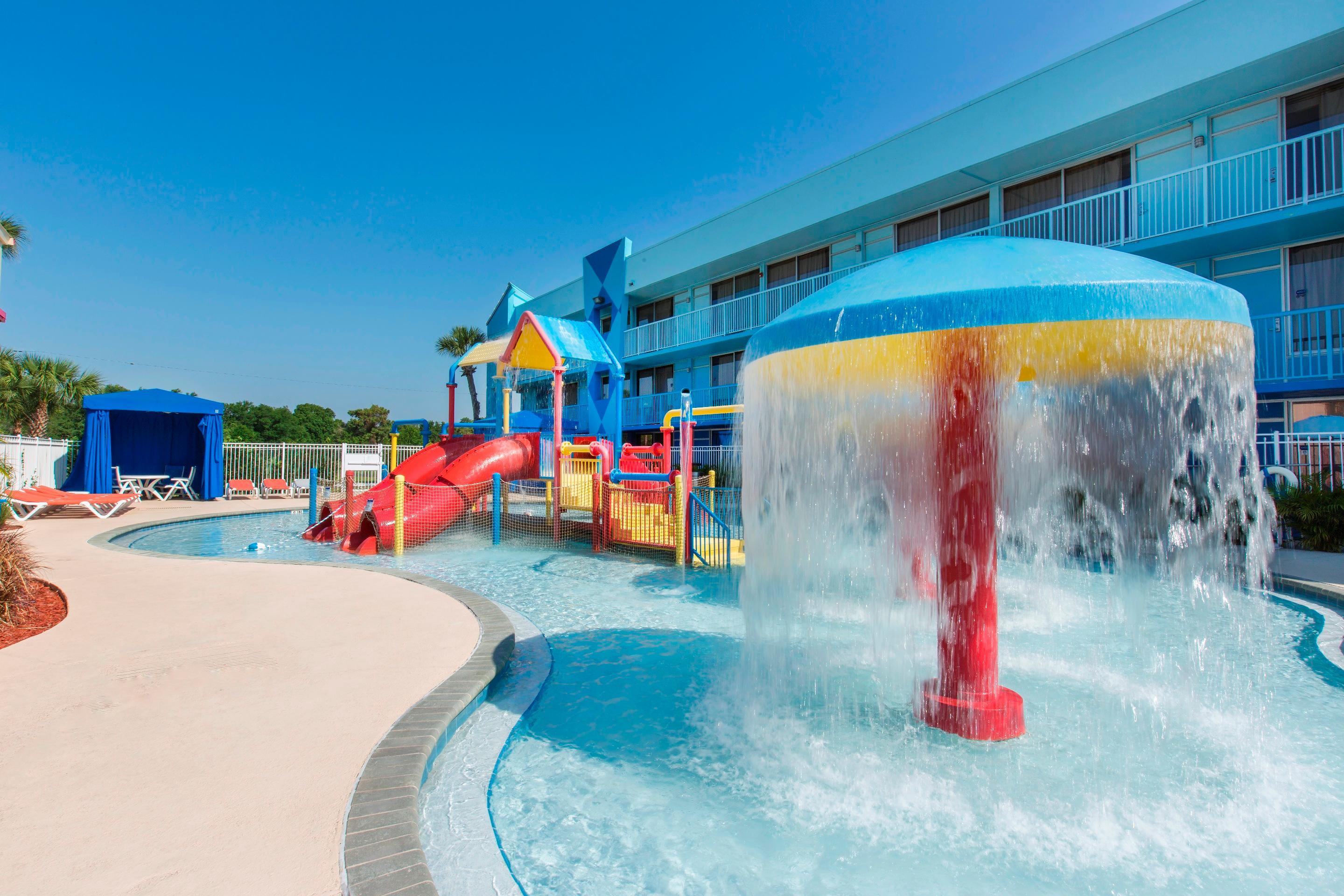 Hotel Ramada By Wyndham Flamingo Water Park Kissimmee Exterior foto