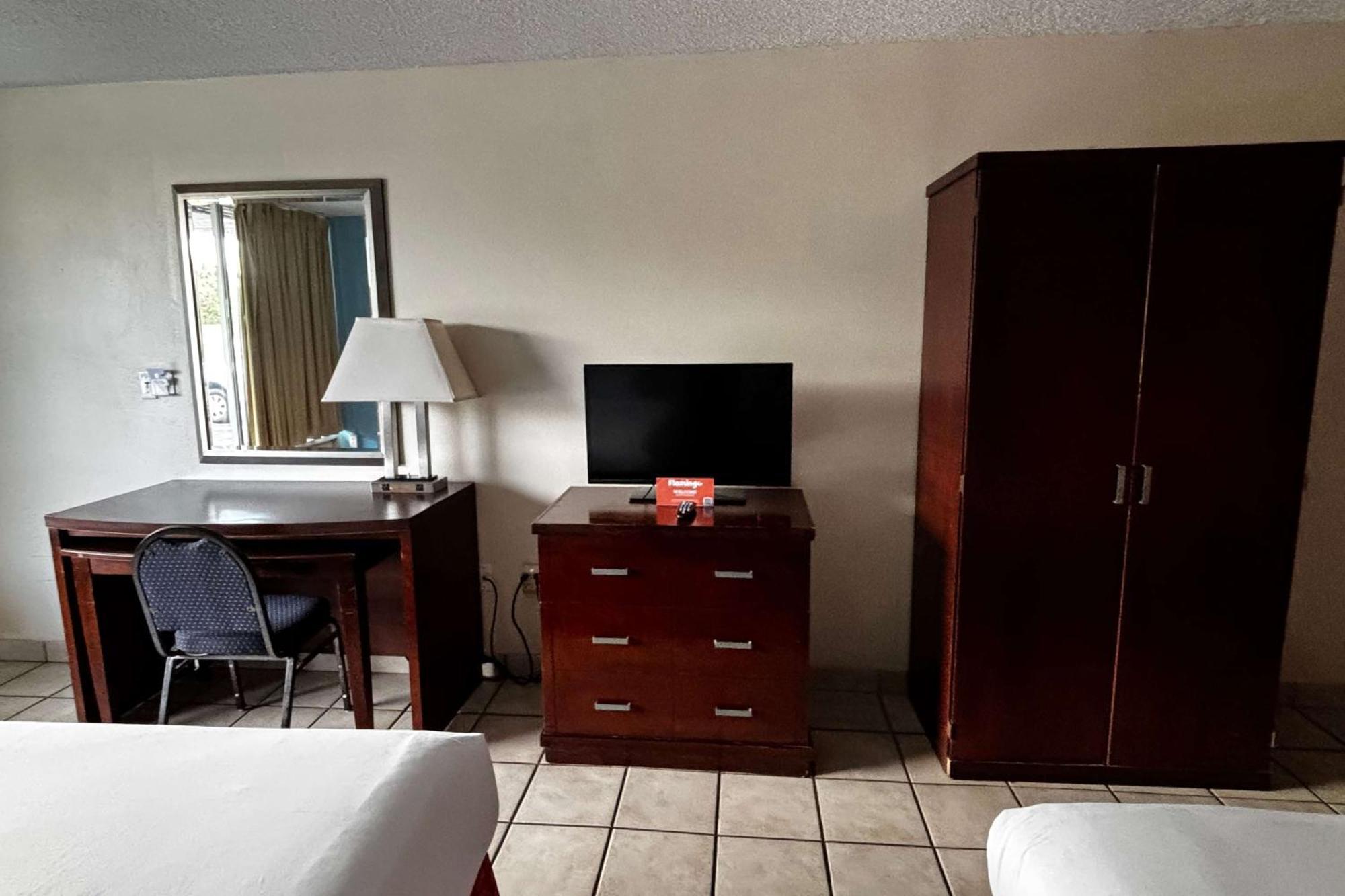 Hotel Ramada By Wyndham Flamingo Water Park Kissimmee Exterior foto