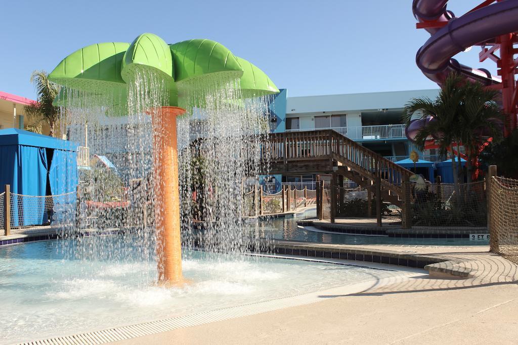 Hotel Ramada By Wyndham Flamingo Water Park Kissimmee Exterior foto