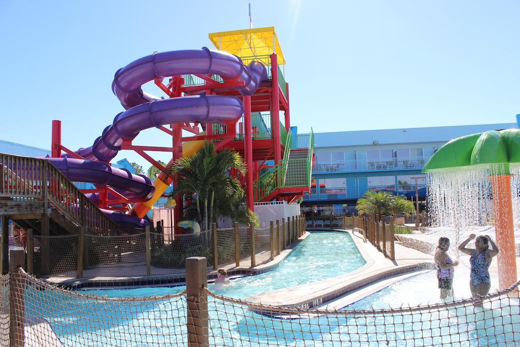 Hotel Ramada By Wyndham Flamingo Water Park Kissimmee Exterior foto